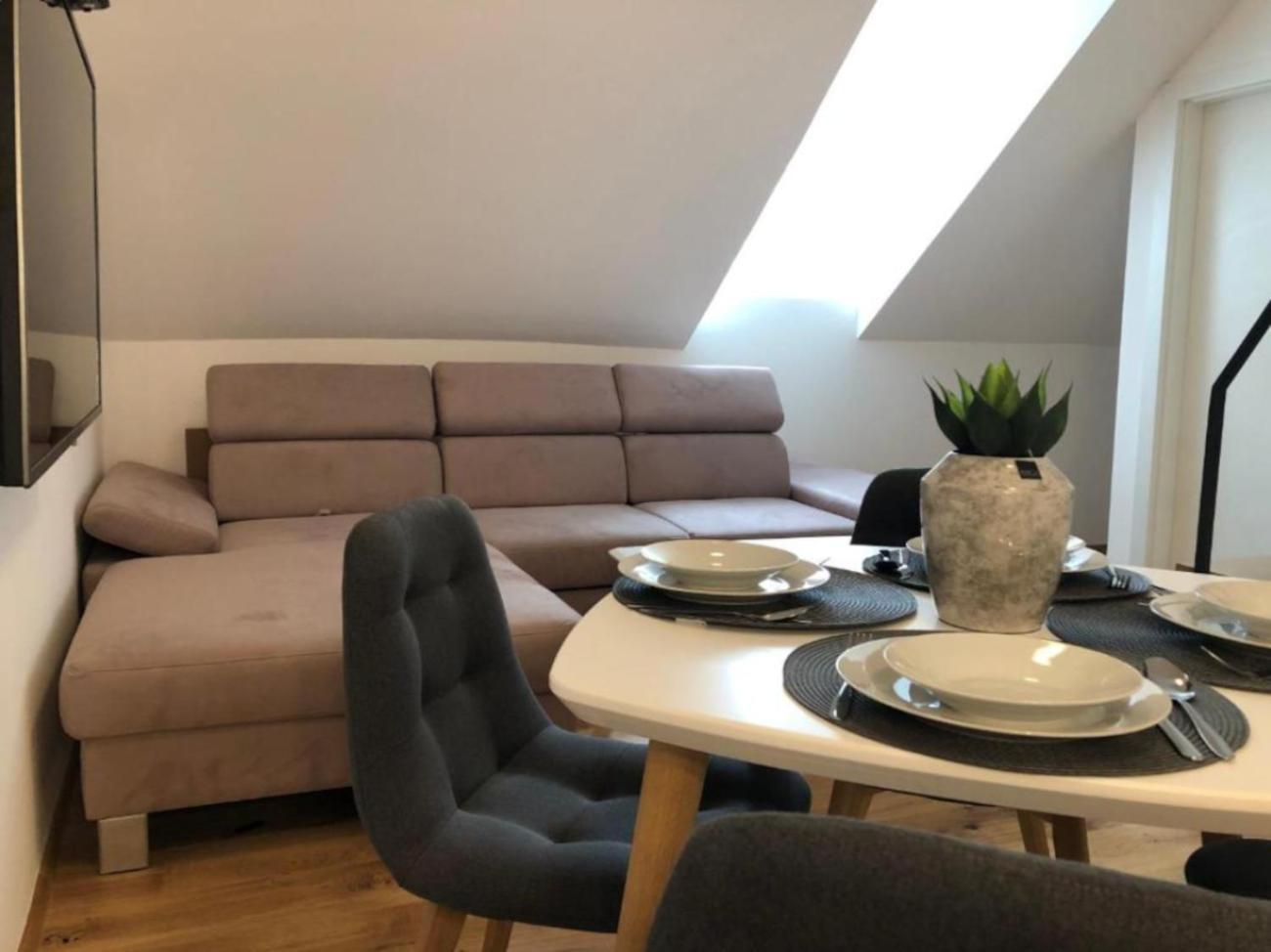 Apartamento Ilirska Modern *